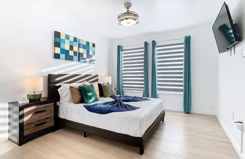 The Galactic Getaway, 3Bed, 2Bath Apartment, Free Parking, Heated Pool - Foto 46