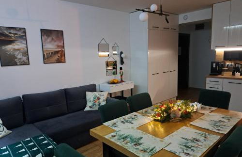 SOLEK, Apartamenty hotelowe i pokoje gościnne ze śniadaniem, przyjazne zwierzętom, wyjątkowe, z widokiem na Jezioro Jamno i w bardzo bliskiej odległości od morza - Foto 14