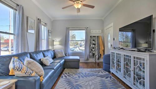 Walk to Restaurants Getaway Less Than 1 Mi to Seawall! - Foto 2