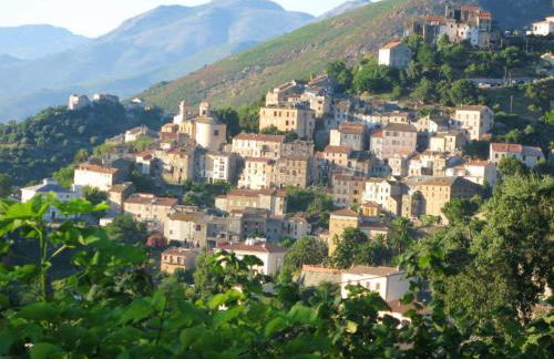 Maison confortable avec vue sur la mer et la montagne à Oletta. - Foto 12