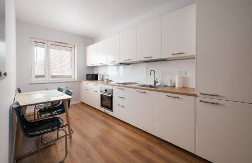Sady Żoliborskie Generous Apartment by BookingHost - Foto 25