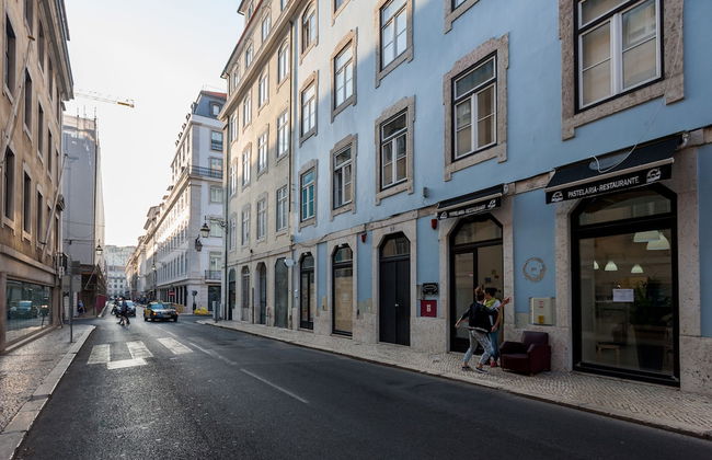 Baixa Vintage Three-Bedroom Apartment - by LU Holidays - Photo 20