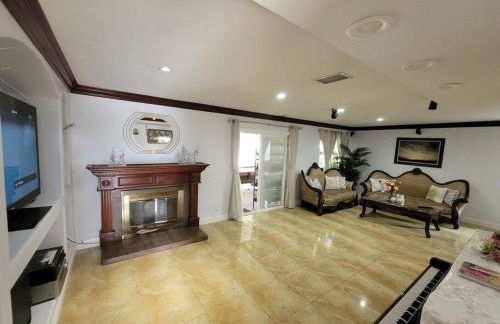 Luxstay in Huntington Beach - Photo 49