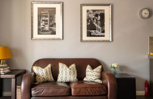 Nr WINDSOR stunning 1 bedroom self contained property in Burnham near Heathrow - Foto 5