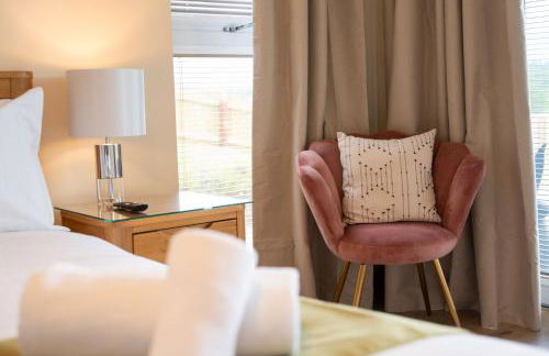 The Swallows Nest - Photo 25