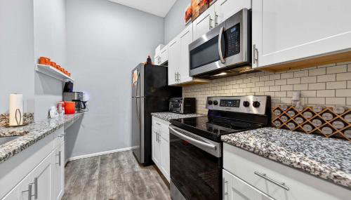 Bold City Haven 2 units ABODEbucks - Photo 5