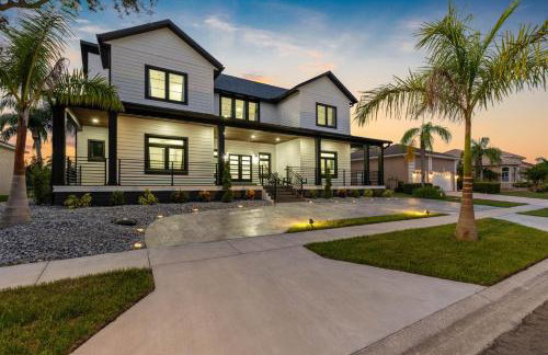 2 Million Villa Heated Pool w Luxury Spa 6BR & 6BR Waterfront by Canal - Foto 15