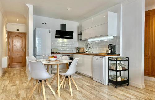 Casa Elsa with Free Parking - Photo 4