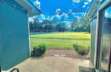 Big, Tidy, Cushy, & Activities - Foto 28