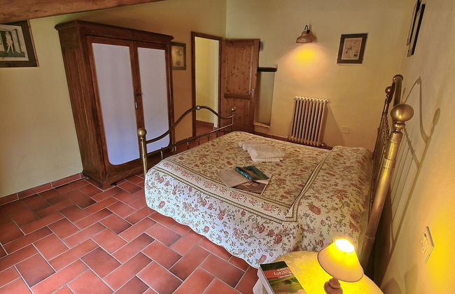 Attractive Apartment in old Farmhouse on the Estate With Pool - Foto 16