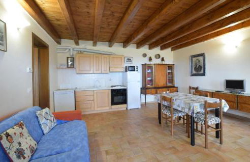 Awesome Apartment In Loiano With Wifi - Foto 13