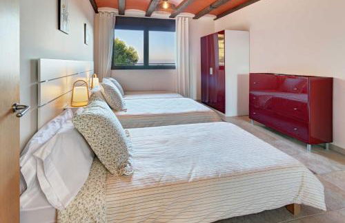 VILLA LA CALA with swimming pool & sea view, 10 min walk from the sea - Photo 37