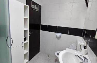 Apartment Lela - self check-in and check-out - Foto 18