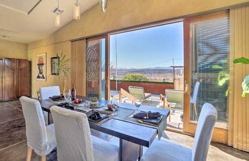 Mtn-View Home with Fenced Backyard in Rimrock! - Foto 2