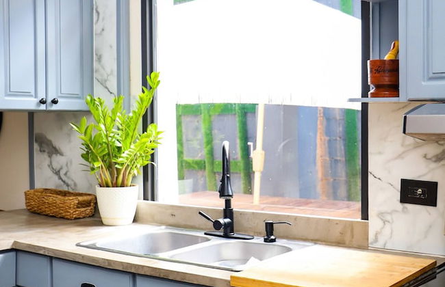 Pr Pvt Rm 5 Qn Bed Gated Comm Easy Parking - Photo 8