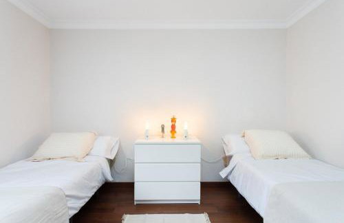 One & Only Sports and Relax Villa by Eden Rentals - Photo 39