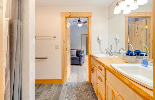 Sawyers Cabin with Hot Tub in Blue Ridge Mtns! - Foto 22