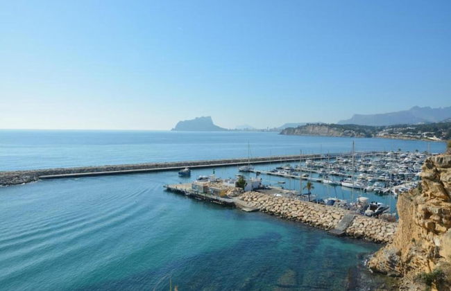 Villa With Sea Breeze Charm - Foto 38