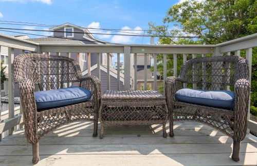 2-Bed Home by the Bay - Foto 43