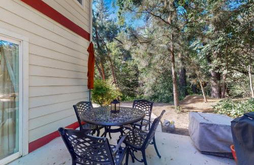 Creekside & Cozy - Foto 2