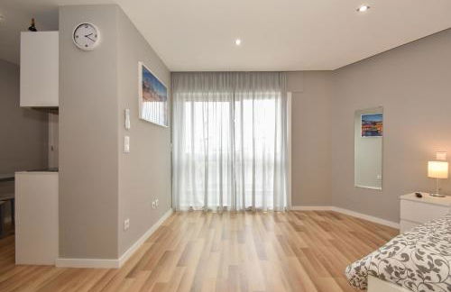 Oporto Bernardes Studios - Heroismo - Foto 22