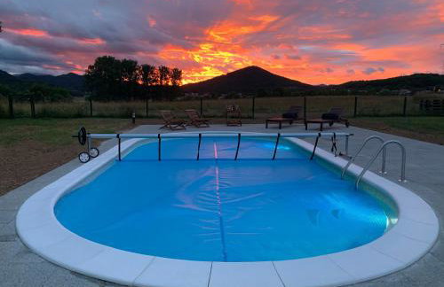 V's place - wooden house with heated pool and outdoor sauna - Foto 18