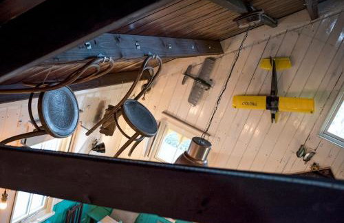 The Iron Chapel - Foto 20