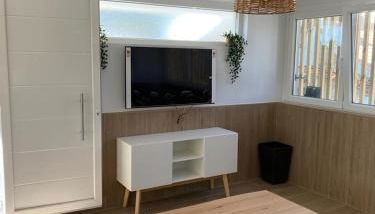 Apartamento Mistral 5, con piscina y parking. - Foto 3