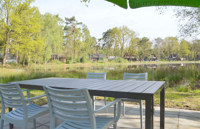 Alluring Holiday Home in Limburg near Forest - Photo 11