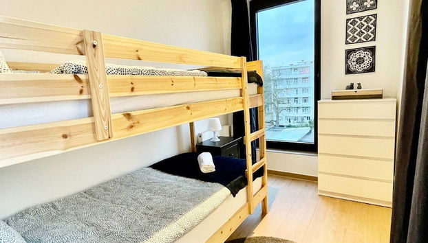 Modern 2BR Penthouse Near Diamond District by Oneluxstay - Foto 2, Camera