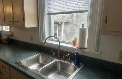 Boutique One Bedroom Apartment - Photo 15