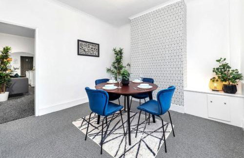 Cozy 2 Bedroom Chorlton House With Parking - Foto 9