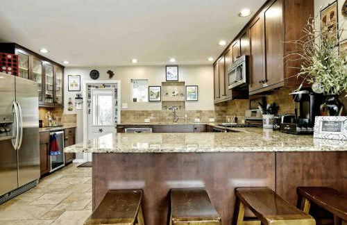 Central Austin Pet Friendly Compound w/Lap Pool - Foto 54