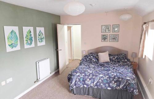 Edge of Exmoor Garden Flat, dog friendly, sleeps 2 - 4 - Foto 5