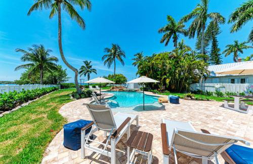 Crooked Coconut: Resort Pool & Spa, Dock - Foto 8