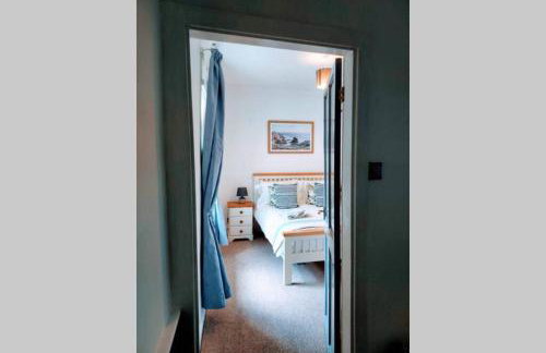 Former Quarryman’s 3-bed house 5 min to Zip World - Photo 18