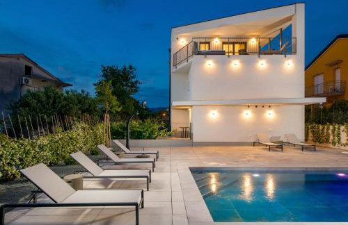 Apartmani Vila Mara M 2 i M 3 heated pool - Foto 50