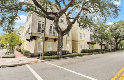 Walkable Historic District Stay 2 Units Sleeps 14 The Juliette by AvantStay - Foto 5