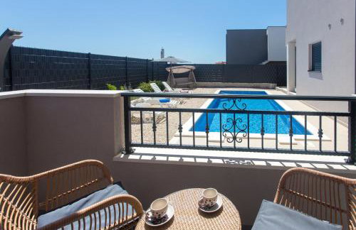 Modern apartment with swimming pool - Foto 1