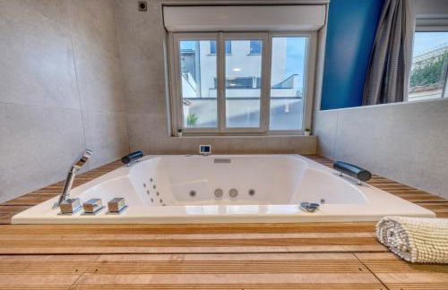 Suite & Spa - Jacuzzi - Sauna - Foto 20