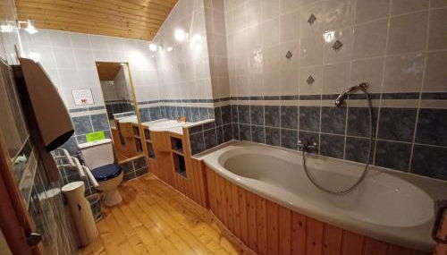 Honeysuckle Cottage at Gites de la Vienne - Foto 5