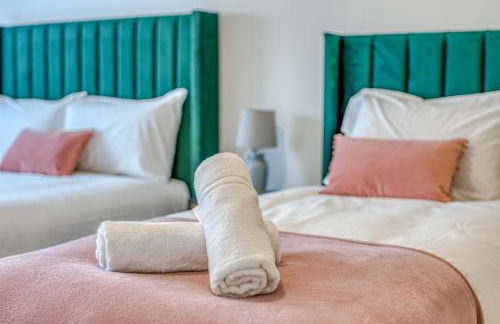 2-BR Near Salford Royal - City & Town Centre View - 1 Minute to Train & Tram Station - Sleeps 6 - Foto 30