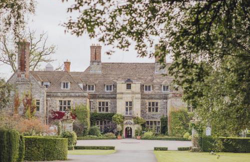 Llangoed Hall - Photo 1