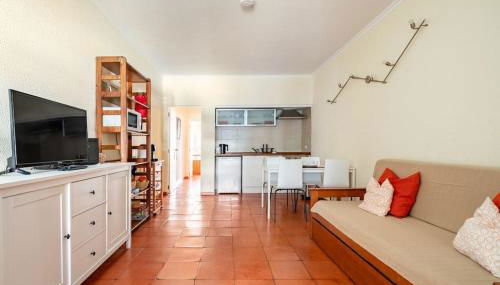 Aqua Magna Apartment - Photo 4