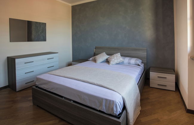 Spacious Villa Over two Floors, Amazing View and Private Garden for 9 Guests - Photo 6