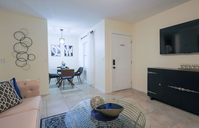 Saint Joseph Suites Down Town Tampa - Foto 1