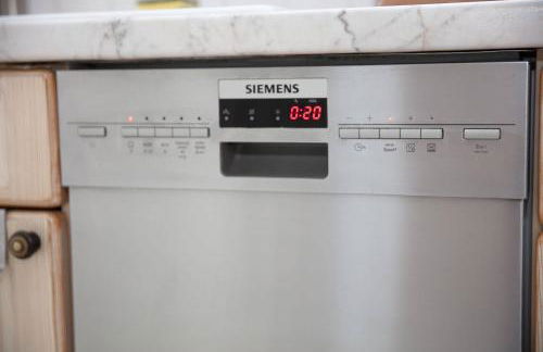 Ganzes Haus mit großem Garten und eigener Sauna - Foto 23