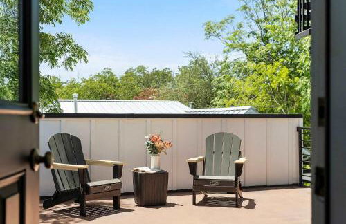 Modern Home with Casita - Balcony & Mins to DT ATX - Foto 35