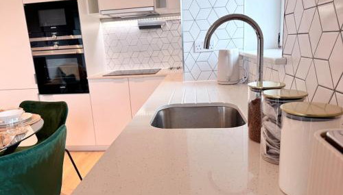 Luxury 2bed With Gym Cinema & Games Room - Foto 4, stove, dishwasher, toaster