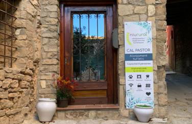 Vive la vida rural: Alojamiento en Les Piles. NIU RURAL, S.L. - Foto 11